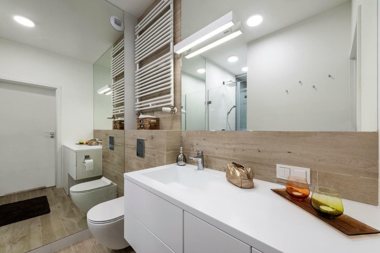 Apartament Luxury Miedzyborska 8B Варшава Екстер'єр фото